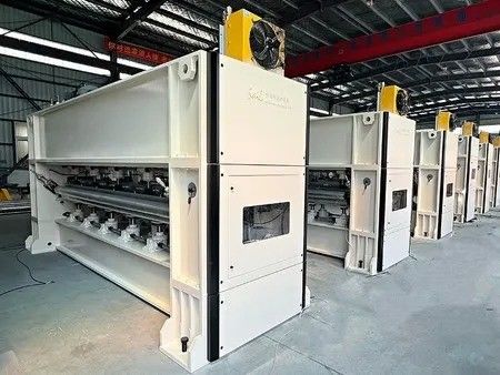 गैर गैर बुना 10m/min गति उच्च गति 1200rpm सुई छिद्रण मशीन